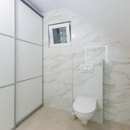 Prázdninový dům Apartment Ena Near Pula Amphitheater Pula